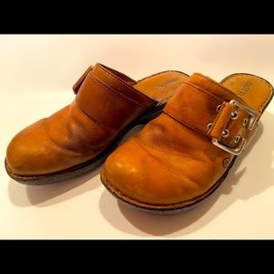 Born clogs great condition size 8/39.